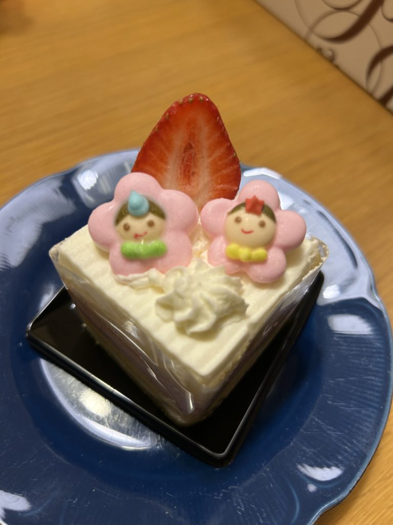 ひなケーキ